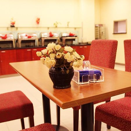 Hanting Express Qingdao Zhongshan Road ภายนอก รูปภาพ
