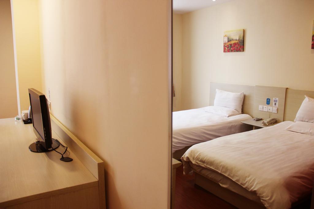Hanting Express Qingdao Zhongshan Road ภายนอก รูปภาพ